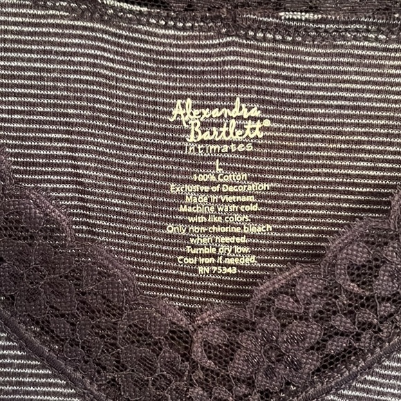 Alexandra Bartlett Intimates brand size L 2-piece pj set - Picture 2 of 7